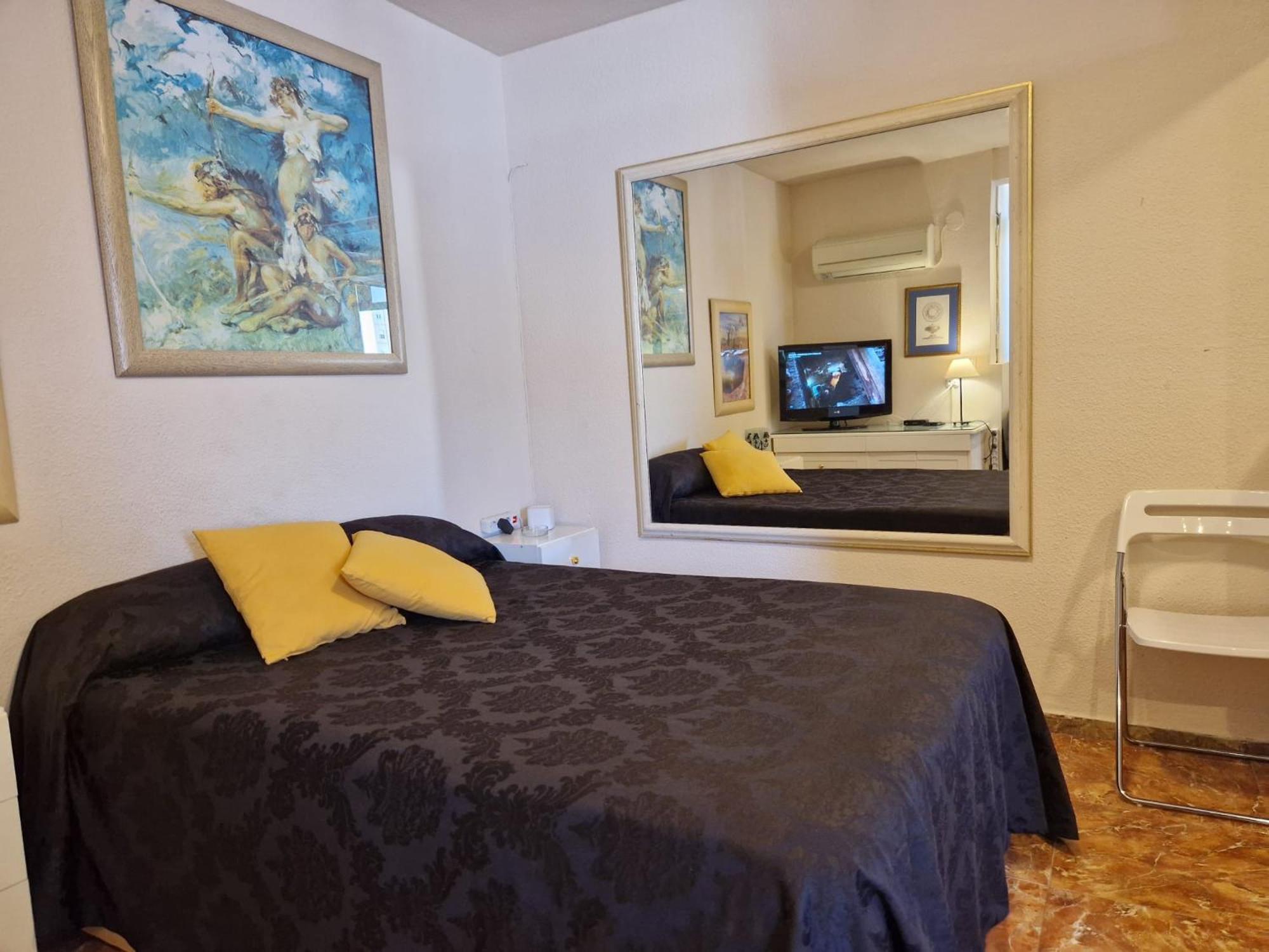 Style Apartments City Center Валенсия Экстерьер фото